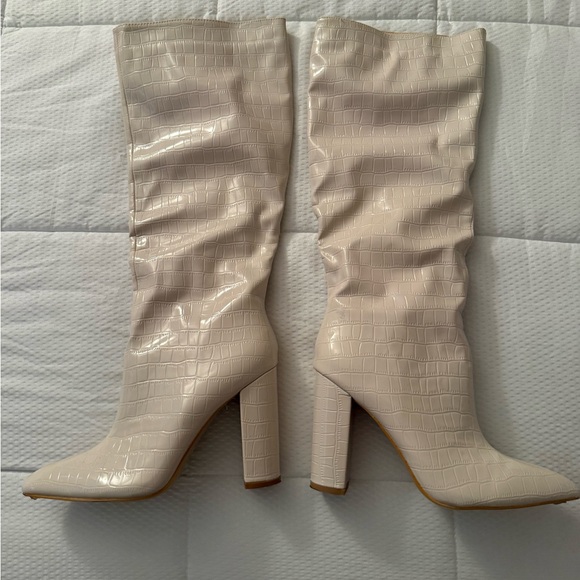 Cream Boots - Picture 2 of 6